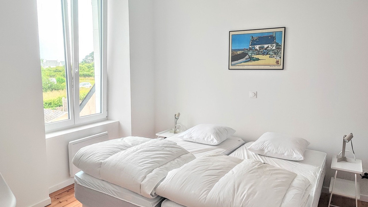 Photo of Bedroom in Penmarch