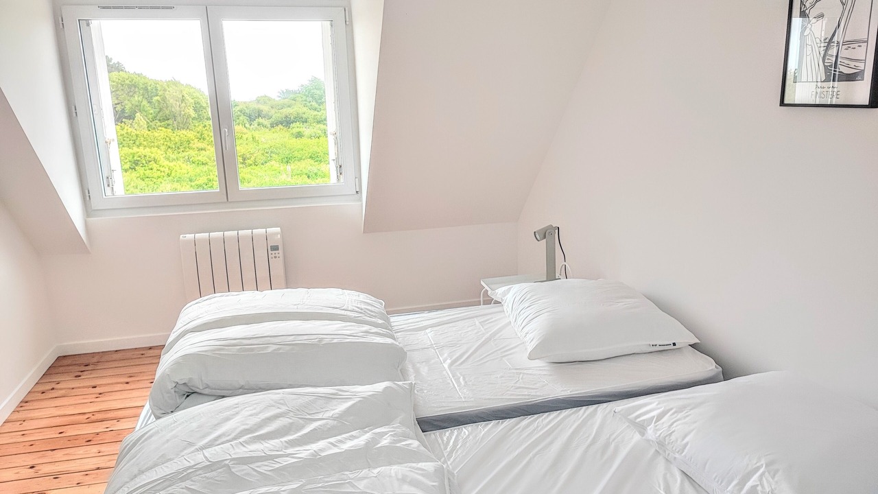 Photo of Bedroom in Penmarch