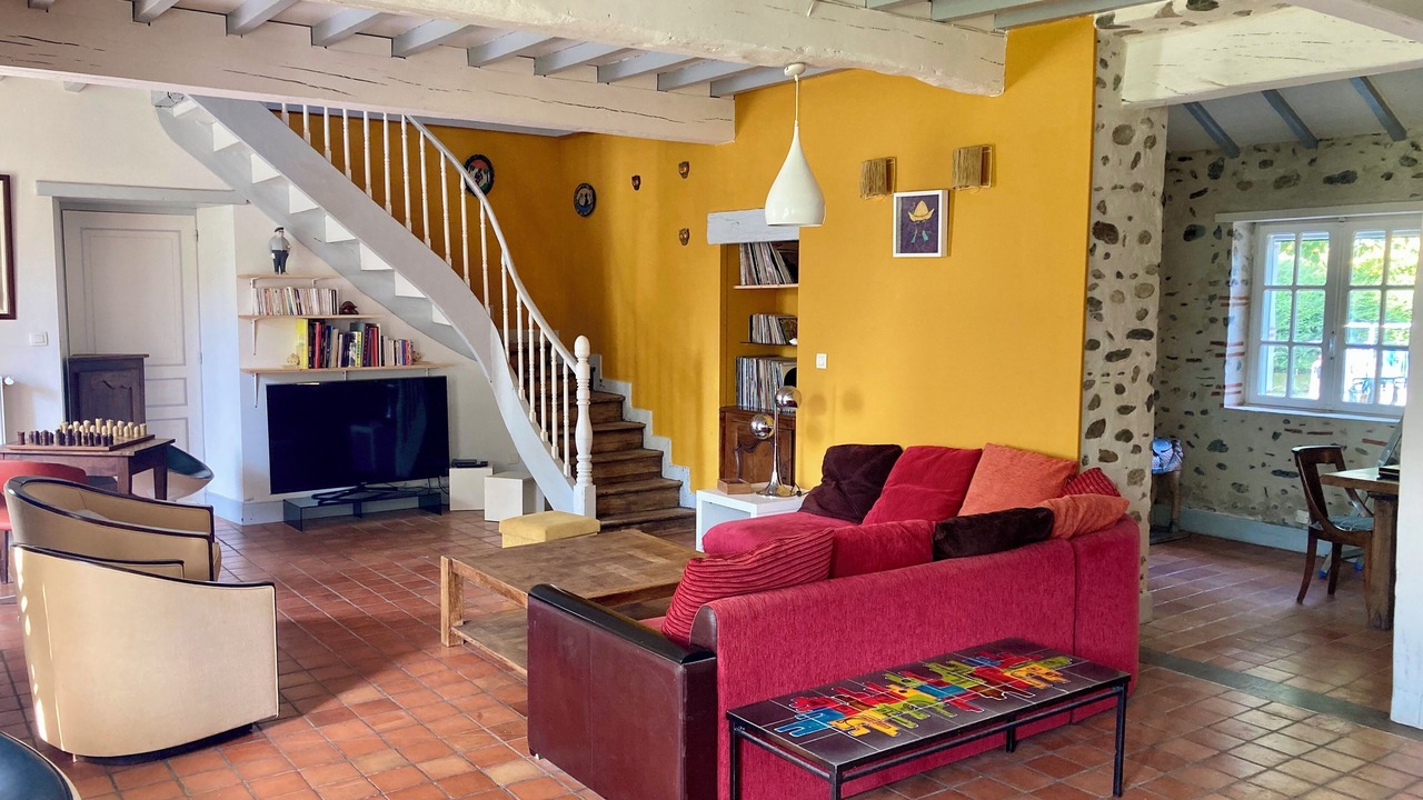 Photo of Livingroom in Nousty
