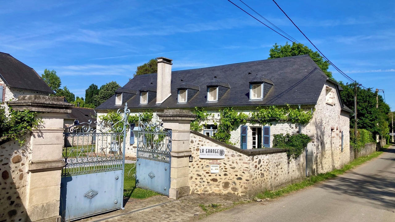 Photo of Outdoor in Nousty