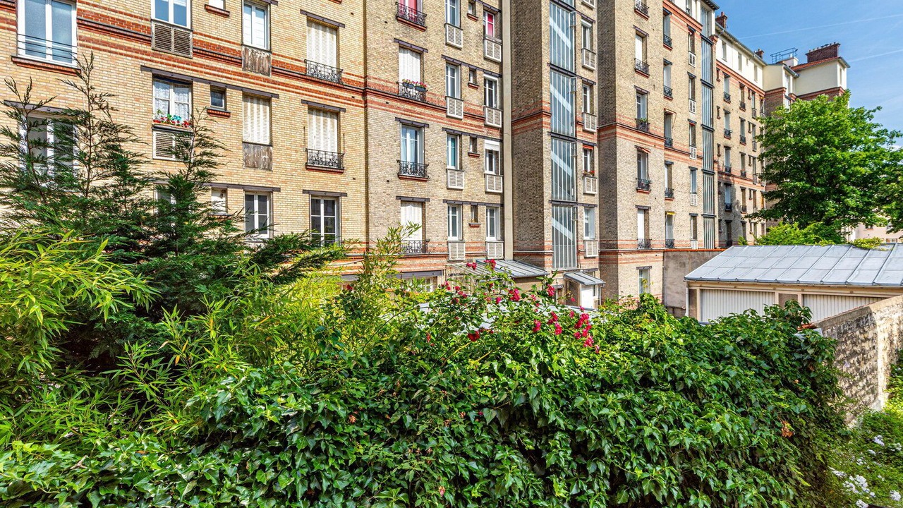 Photo of Outdoor in Parchamp–Albert Kahn
