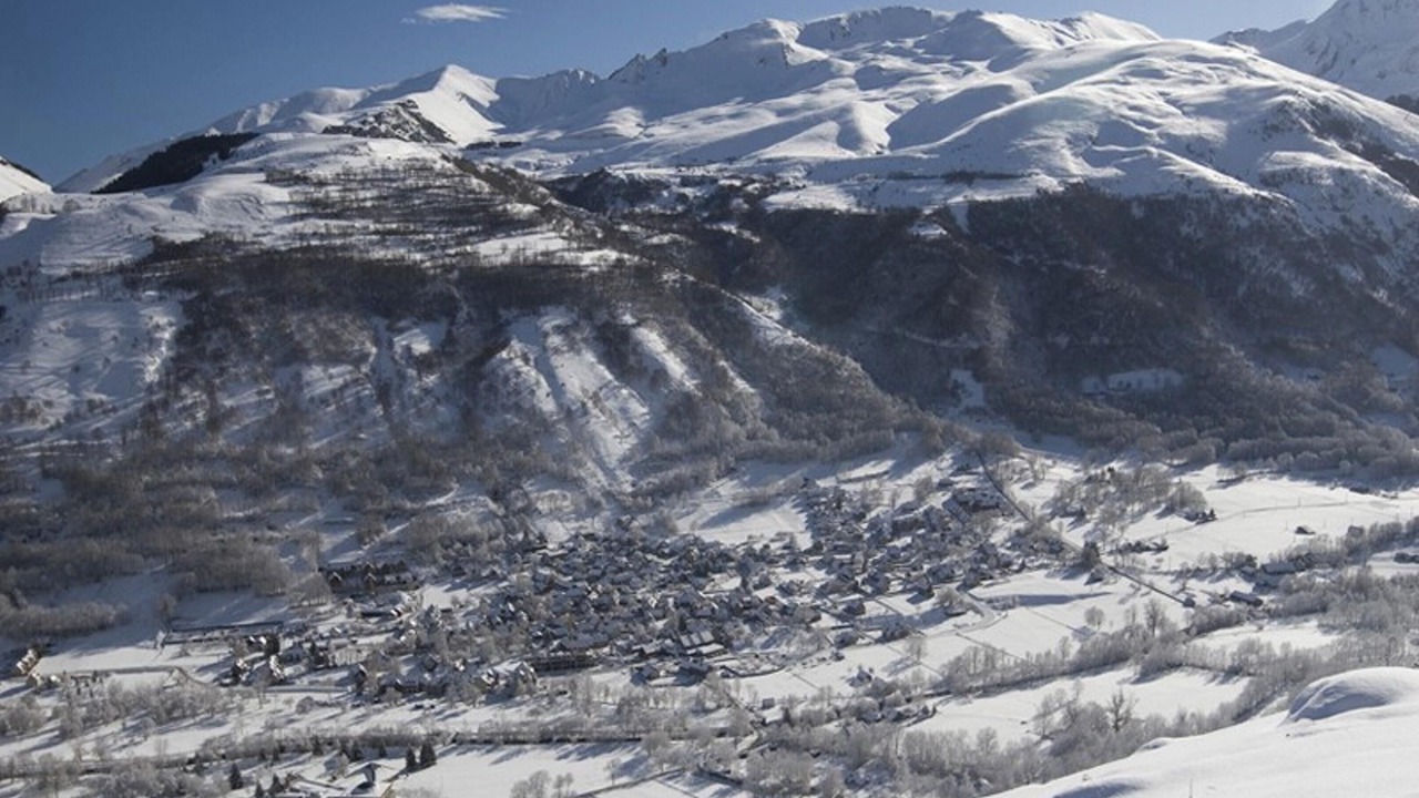 Photo of Others in Mont