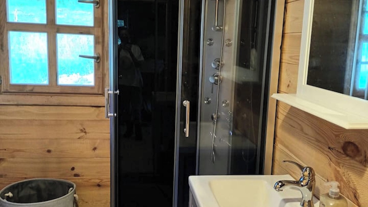 Photo of Bathroom in Fougax-et-Barrineuf