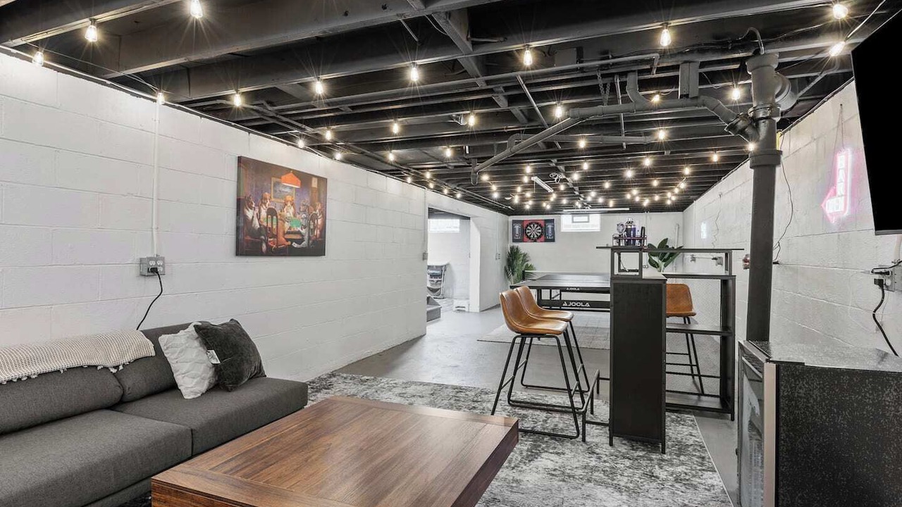 Photo of Livingroom in Grove City