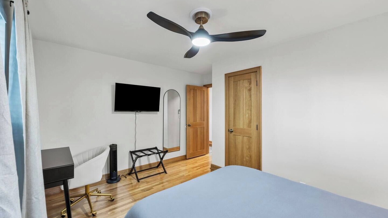 Photo of Bedroom in Grove City