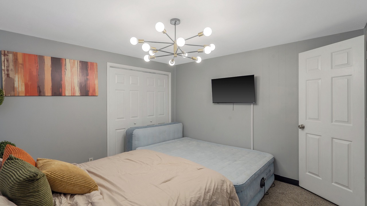 Photo of Bedroom in Westside