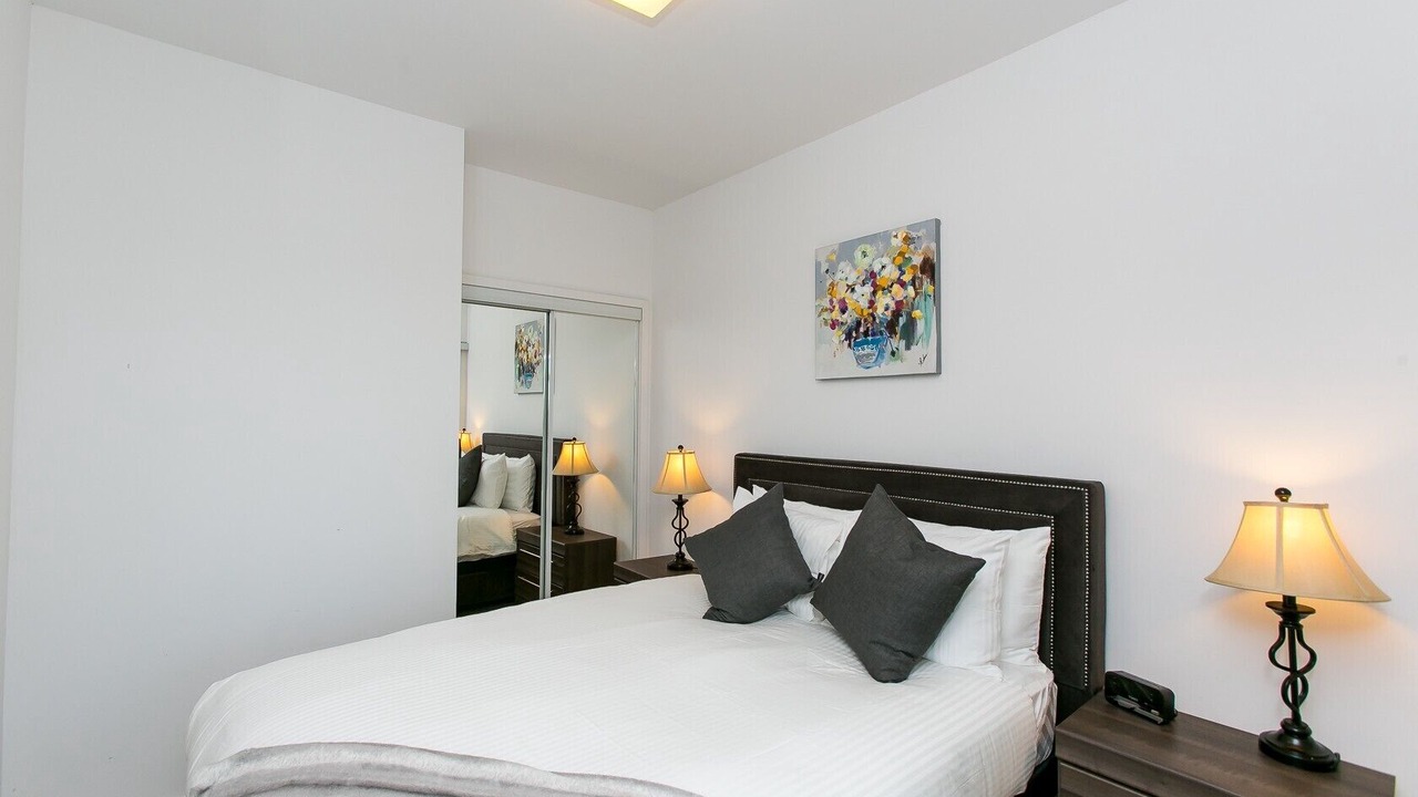 Photo of Bedroom in Toronto Entertainment District