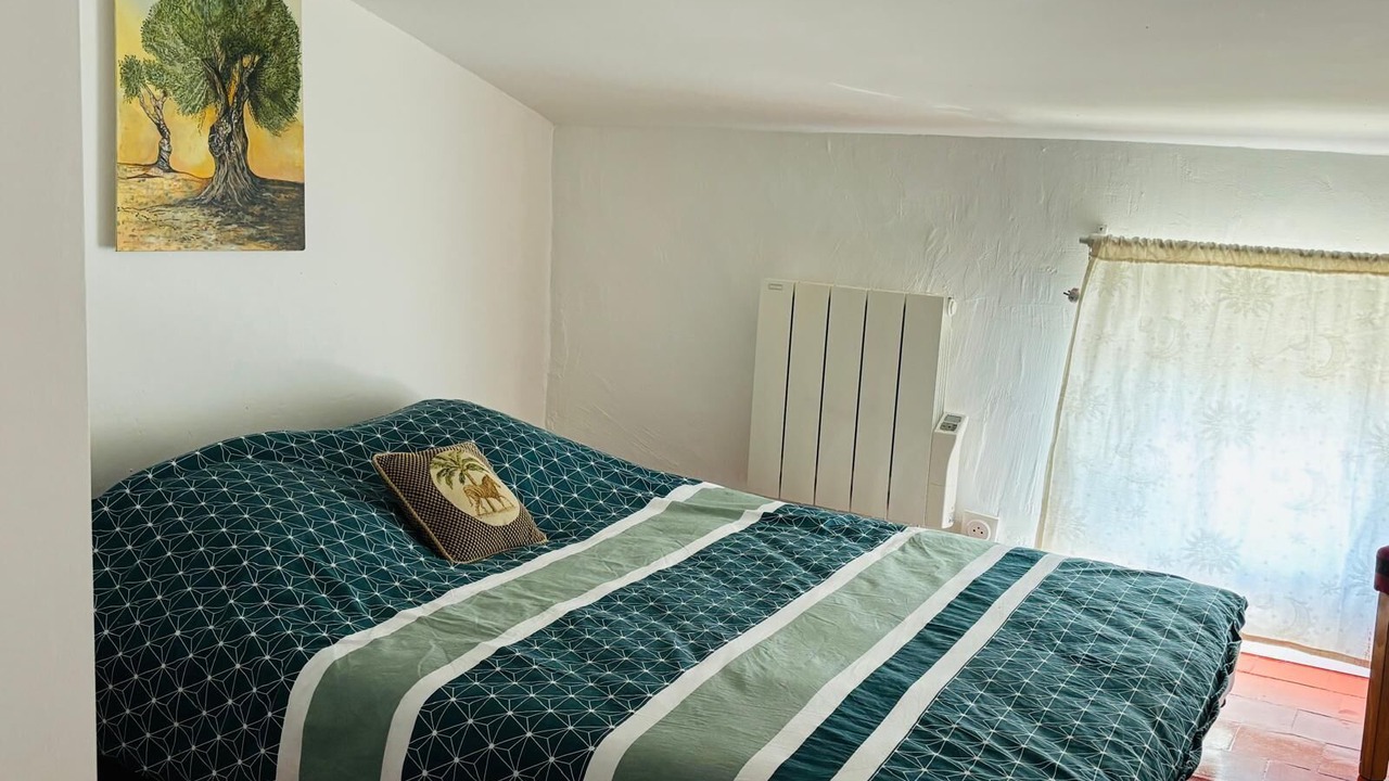 Photo of Bedroom in Banon