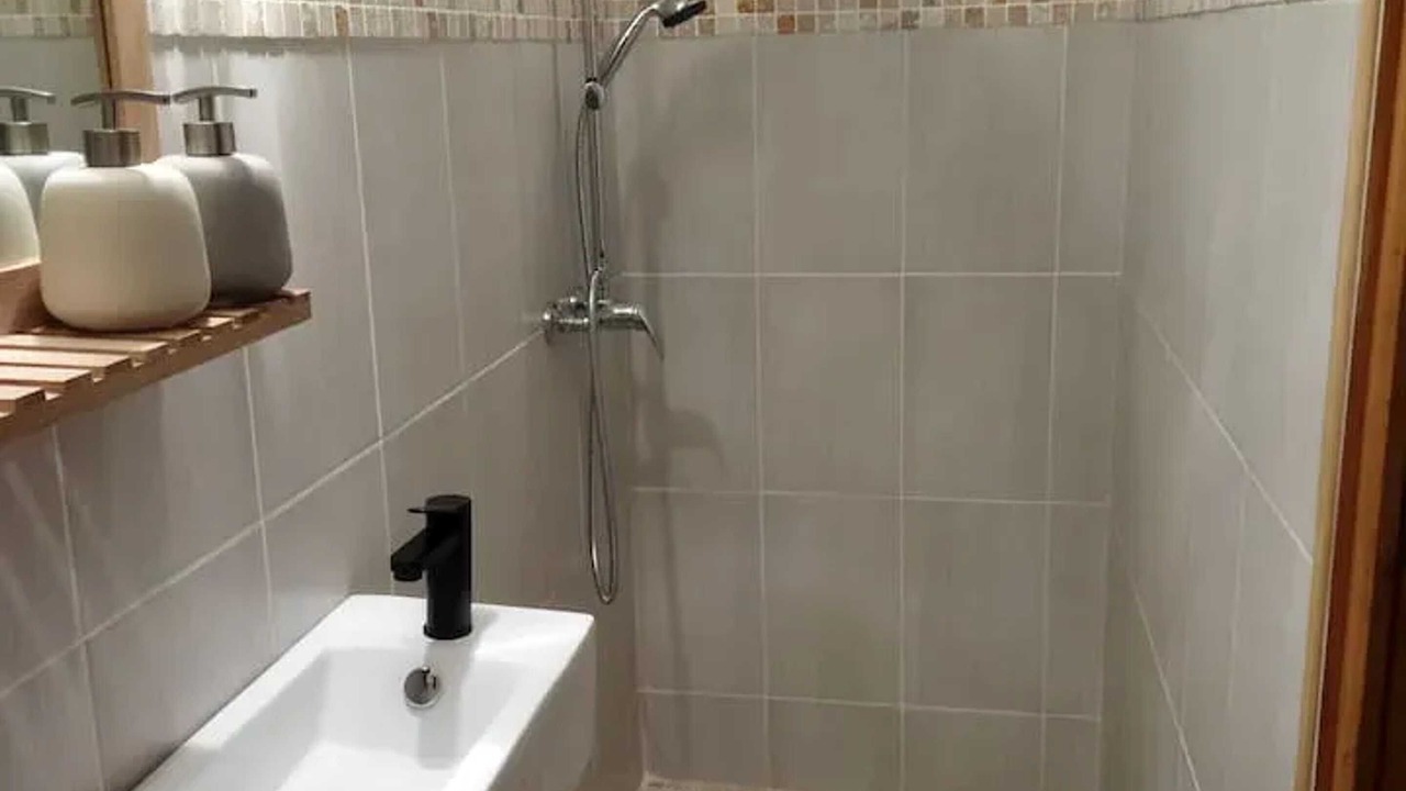 Photo of Bathroom in Baixas