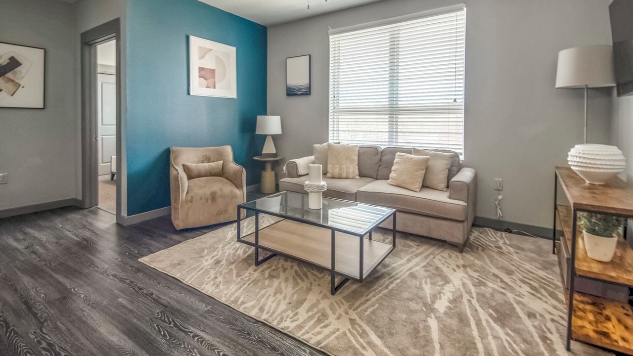 Photo of Livingroom in University District