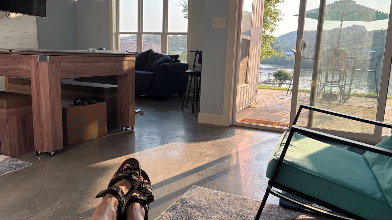 Photo of Livingroom in Jefferson City
