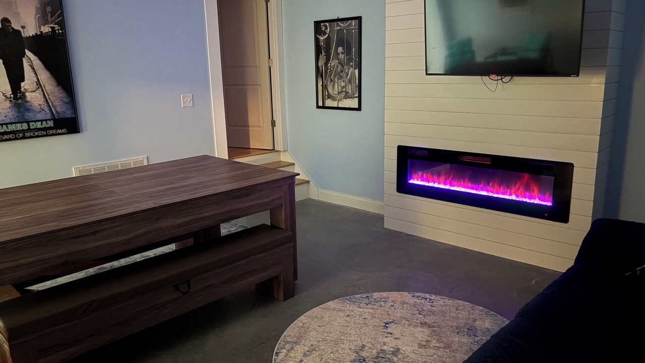 Photo of Livingroom in Jefferson City