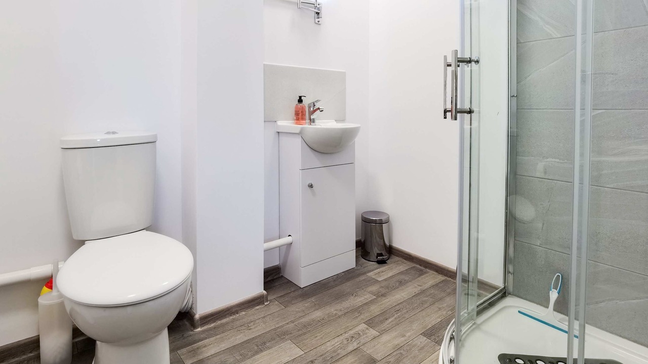 Photo of Bathroom in Newborough