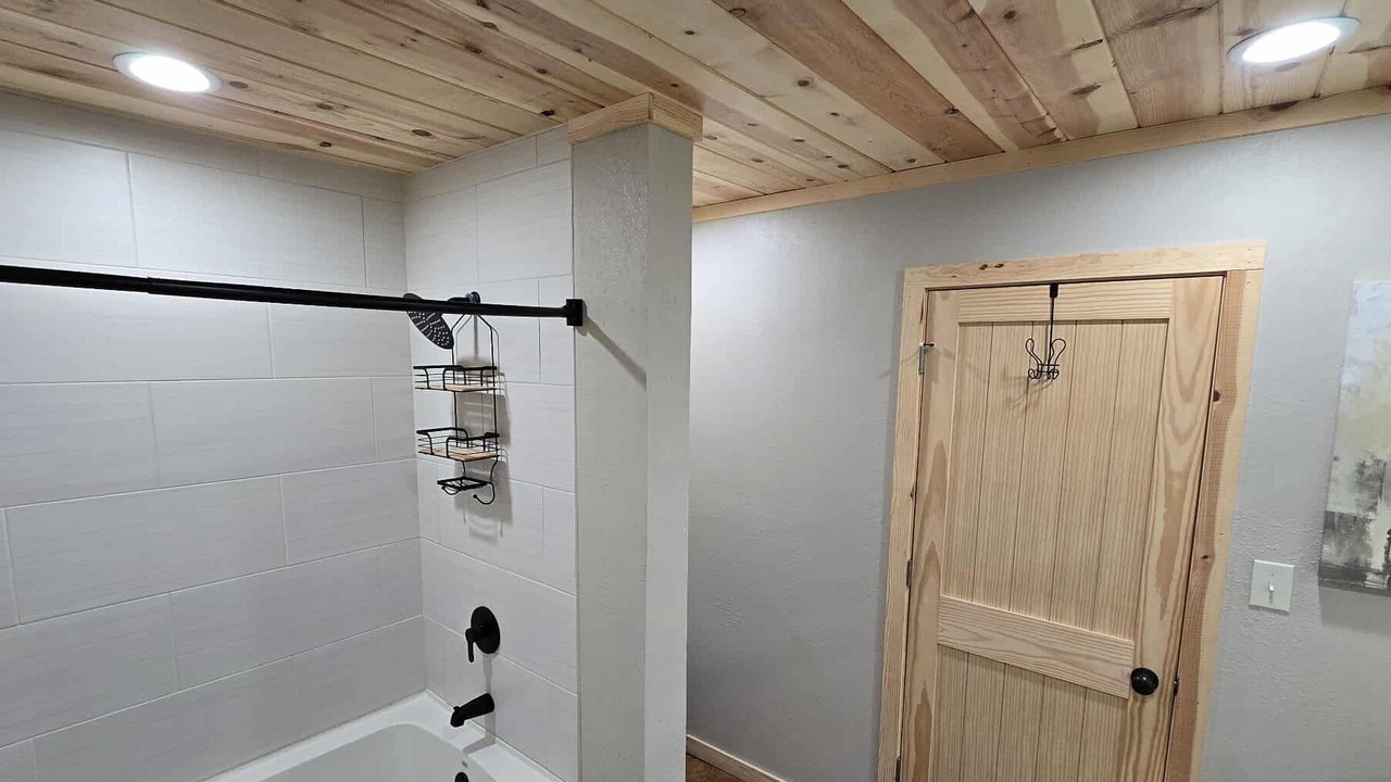 Photo of Bathroom in Higden