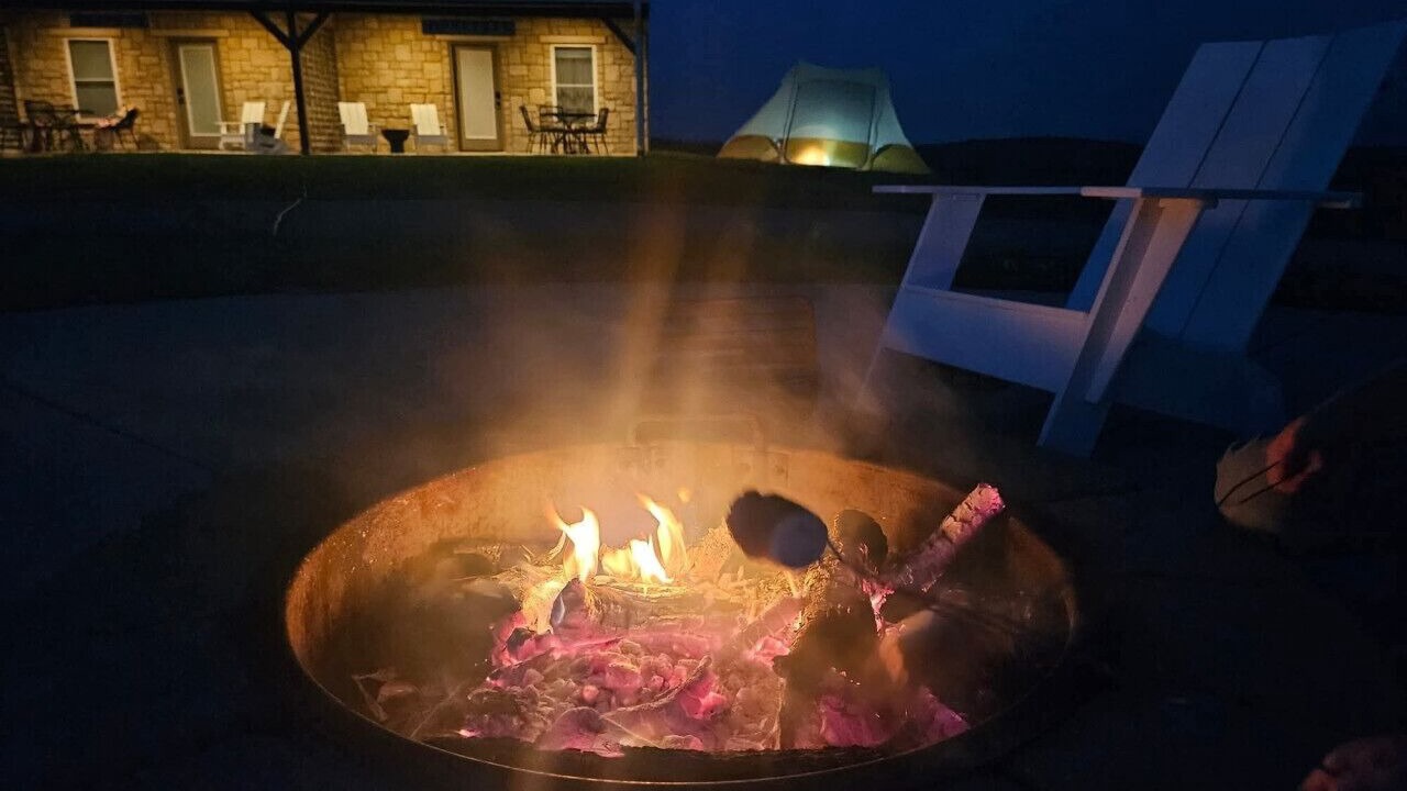 Photo of Outdoor in Maple Hill