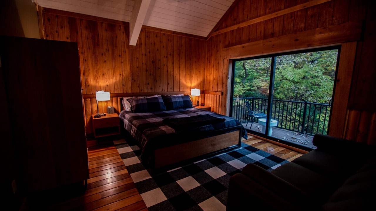 Photo of Bedroom in Maple Hill