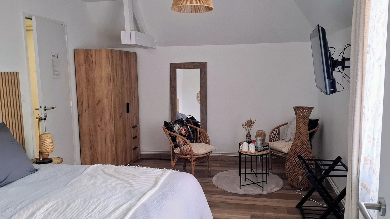 Photo of Bedroom in Le Val-Saint-Pere
