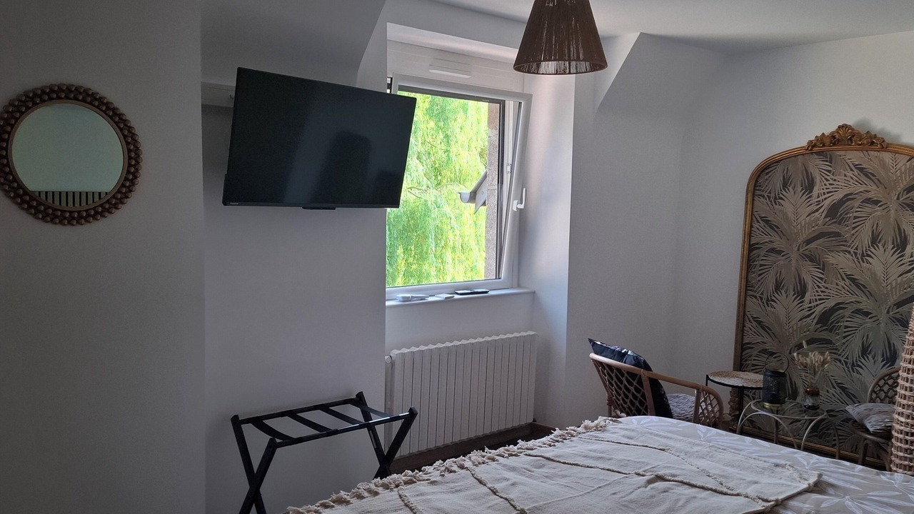 Photo of Bedroom in Le Val-Saint-Pere