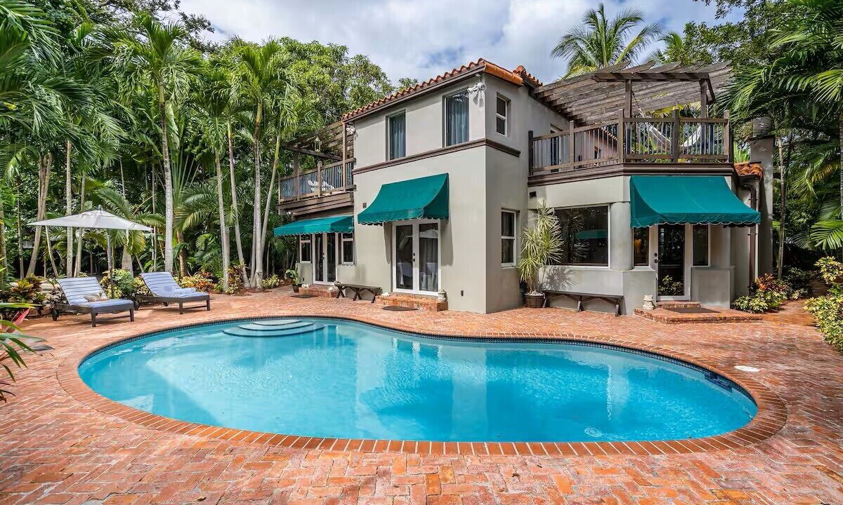 Photo of Outdoor in Northeast Miami