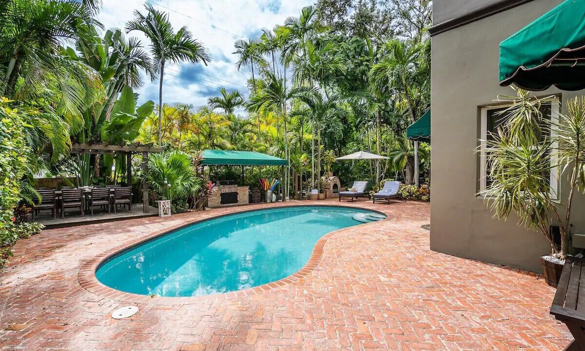 Photo of Outdoor in Northeast Miami