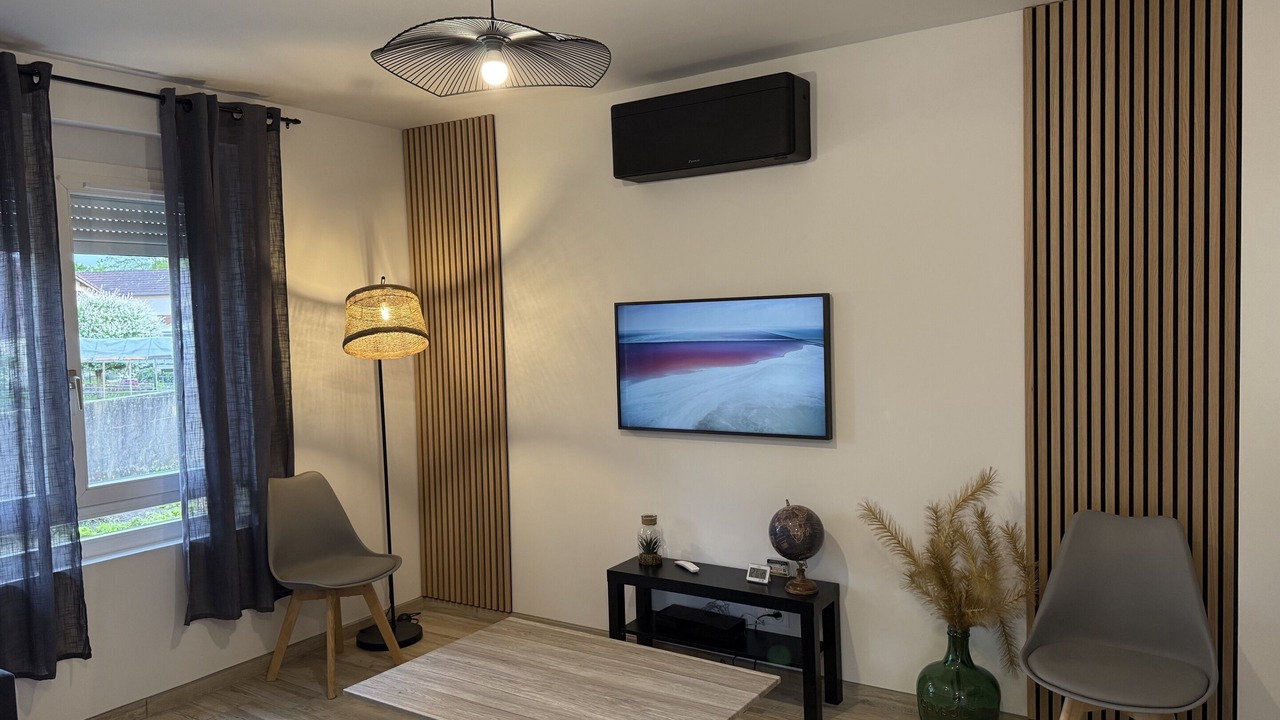 Photo of Livingroom in Saint-Laurent-dAndenay