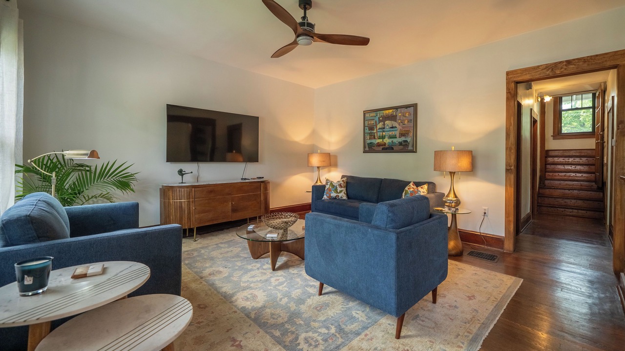 Photo of Livingroom in Lawrence