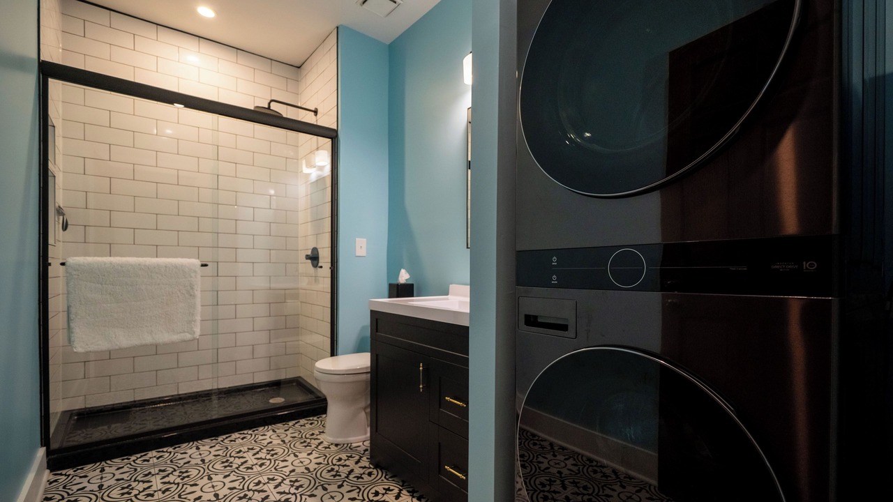 Photo of Bathroom in Lawrence