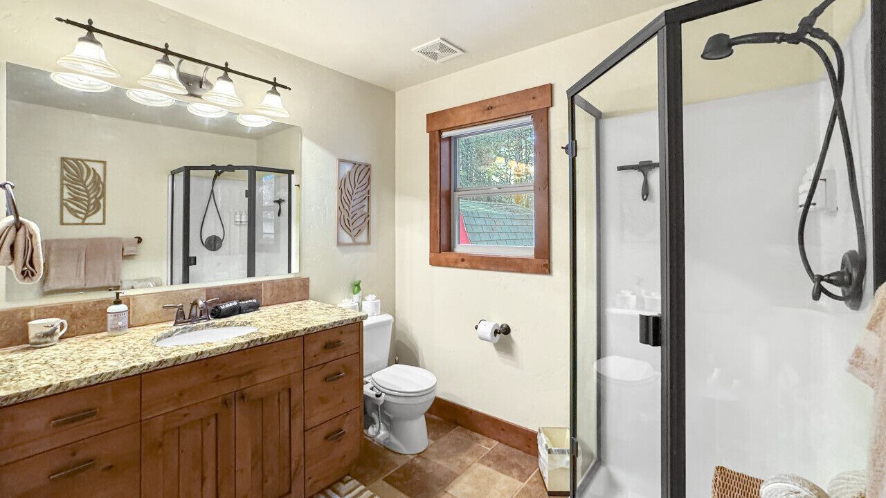 Photo of Bathroom in Tamarack Resort