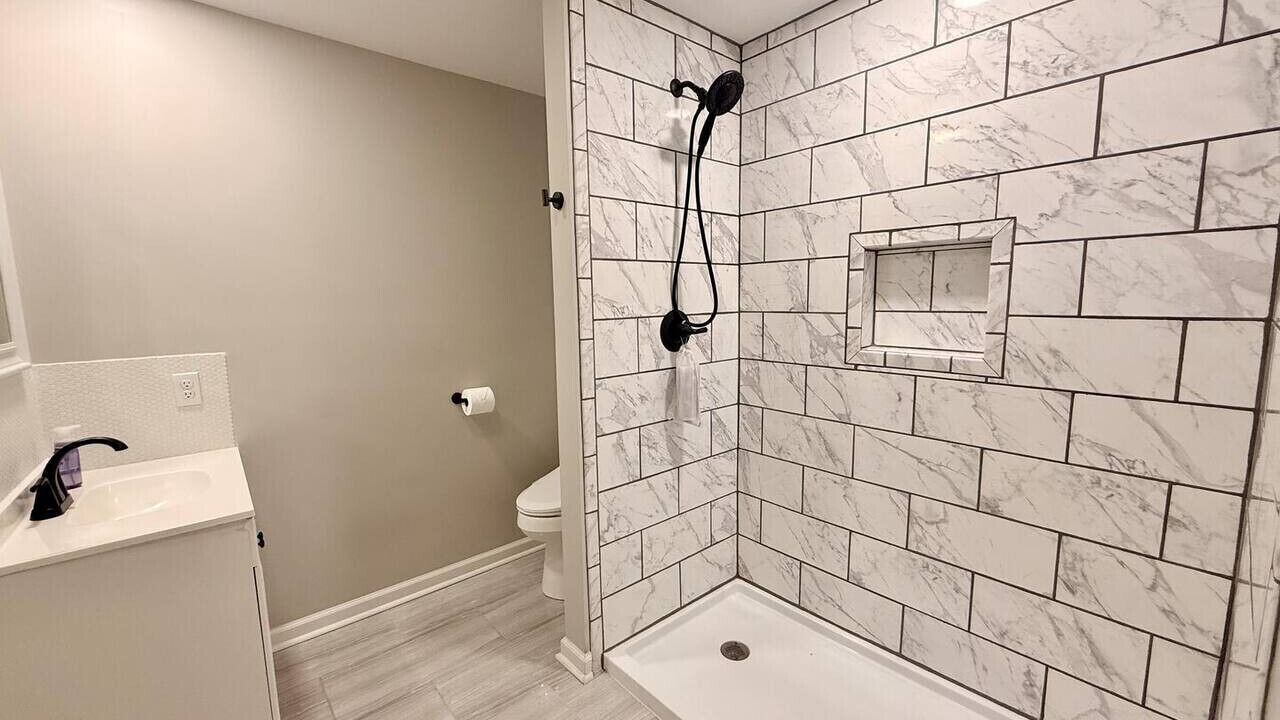 Photo of Bathroom in Beattyville