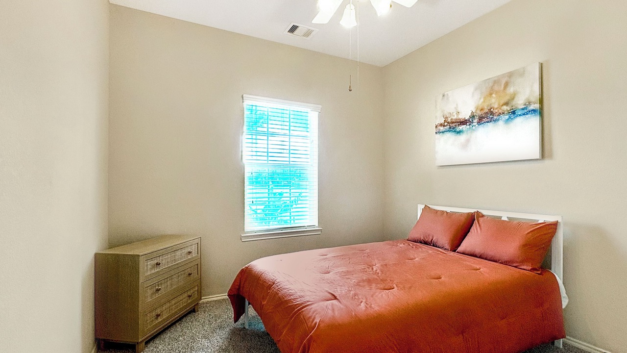 Photo of Bedroom in Atascocita