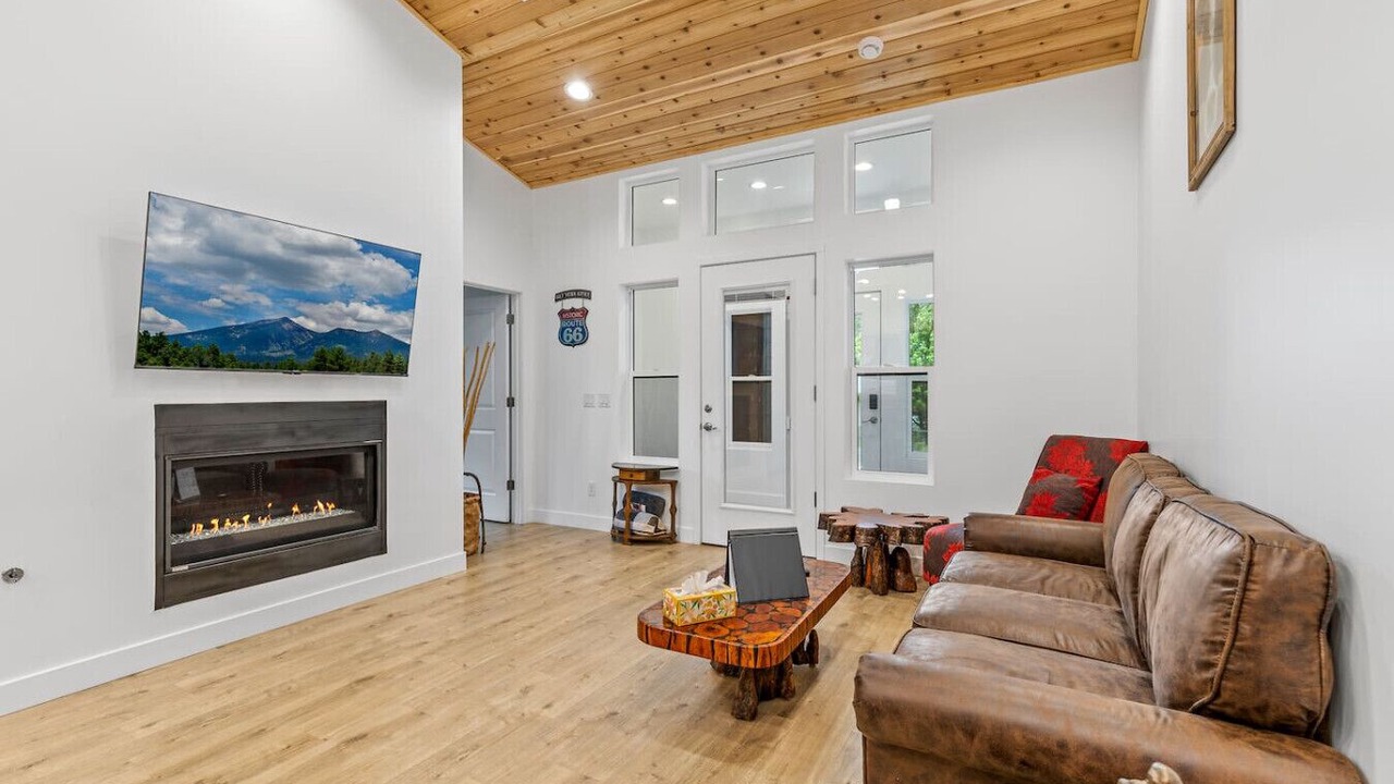 Photo of Livingroom in Mountainaire