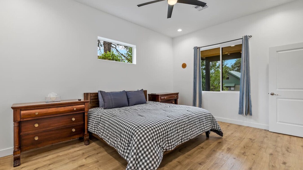 Photo of Bedroom in Mountainaire