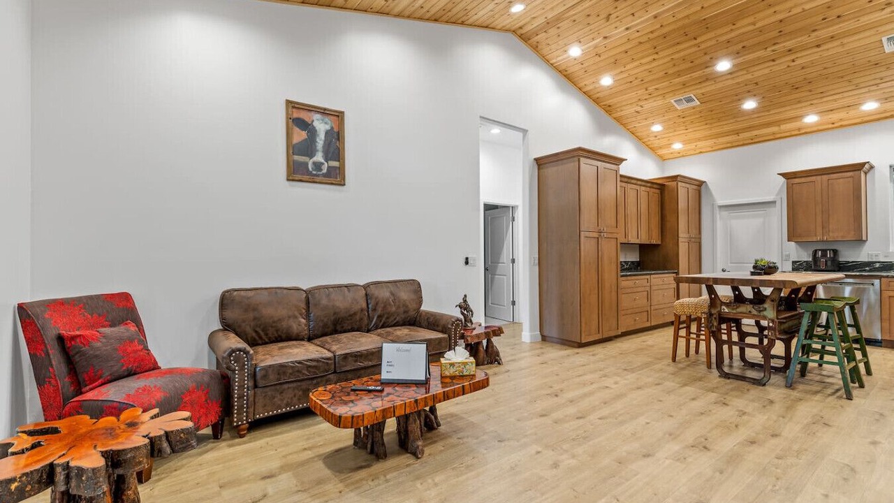Photo of Livingroom in Mountainaire