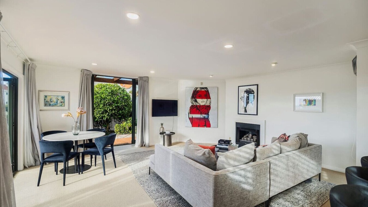 Photo of Others in Parnell