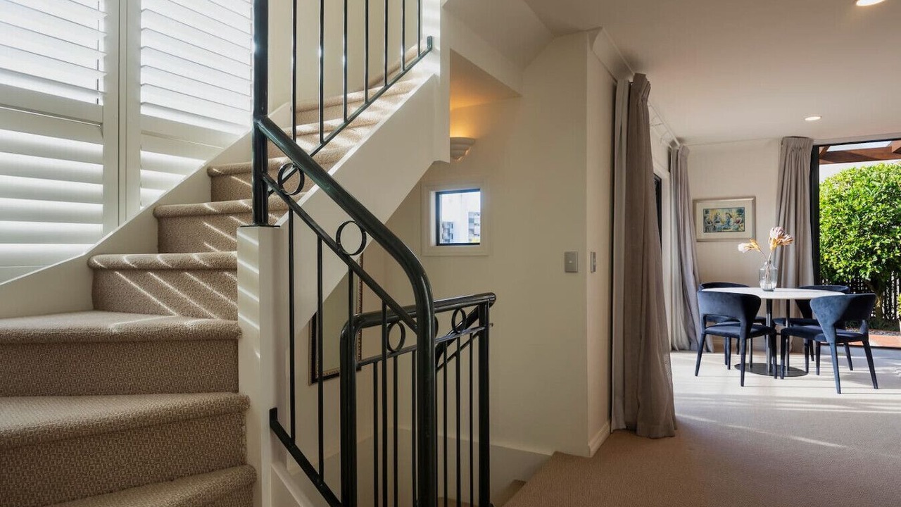 Photo of Others in Parnell