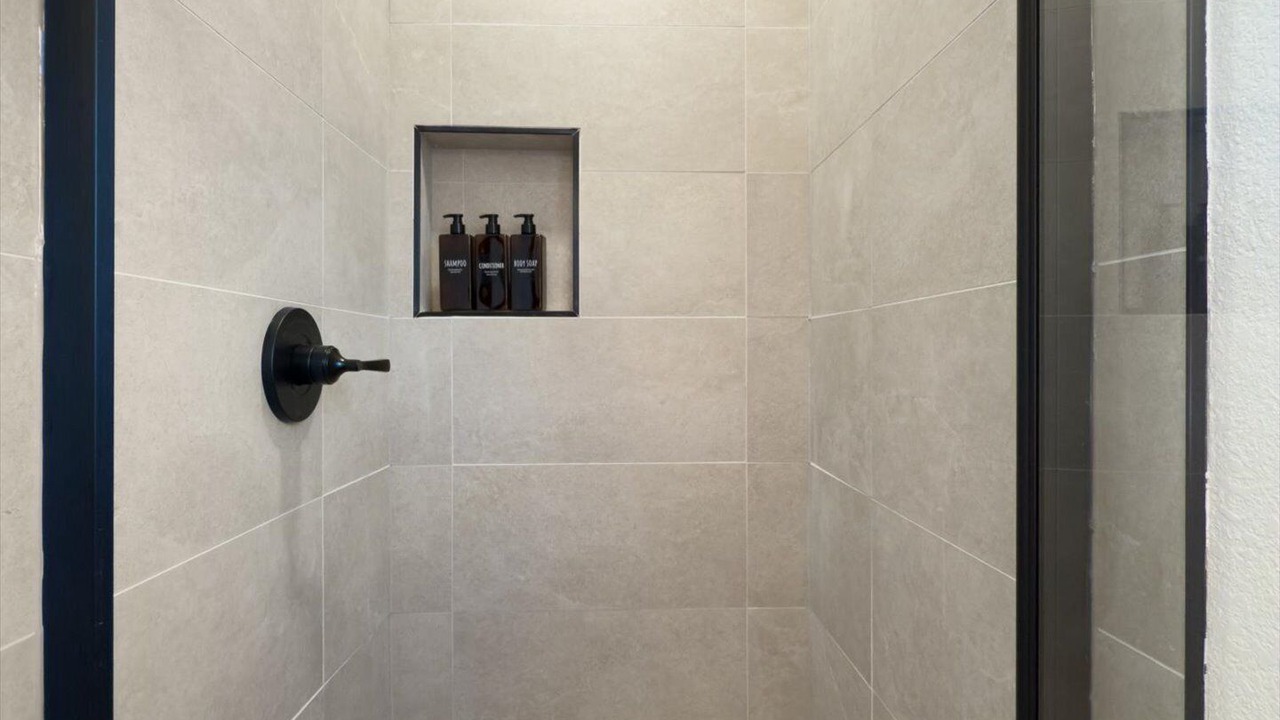 Photo of Bathroom in Round Rock Original Plat