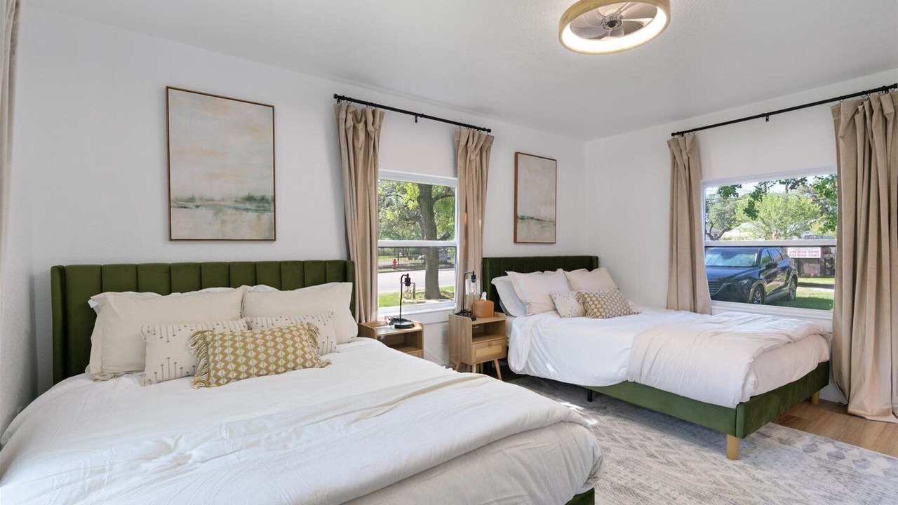 Photo of Bedroom in Round Rock Original Plat