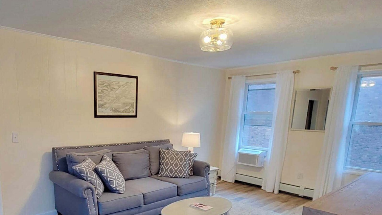 Photo of Livingroom in Canandaigua