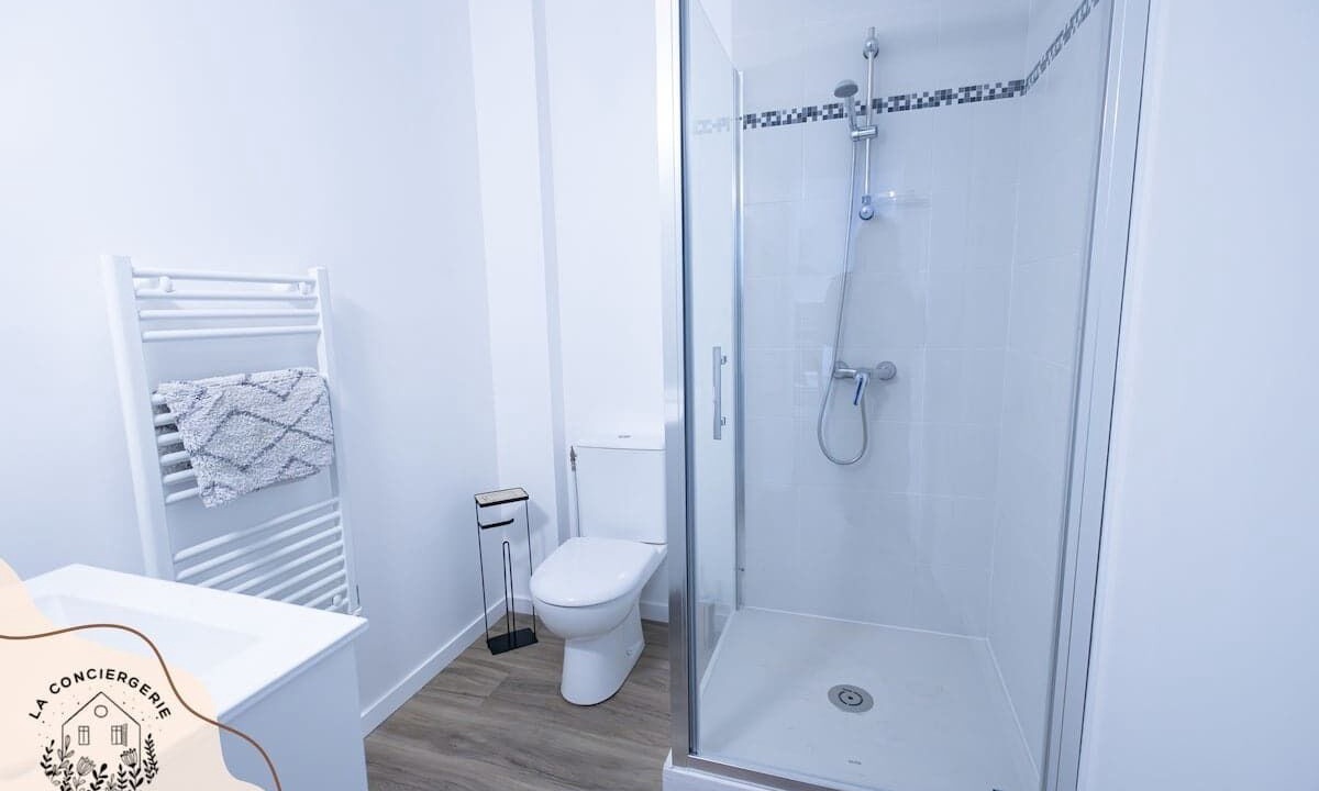 Photo of Others in Lens