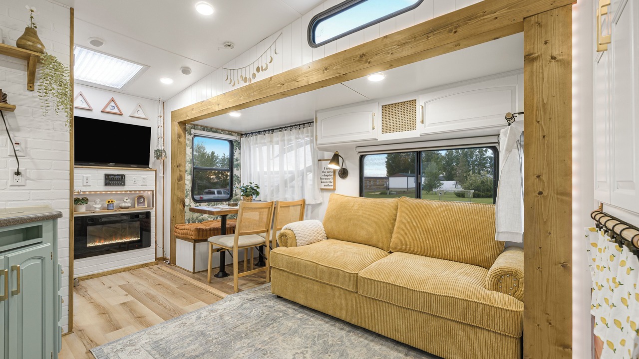 Photo of Livingroom in Felt