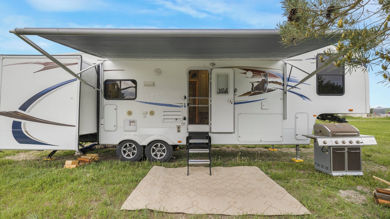 Photo of Outdoor in Felt