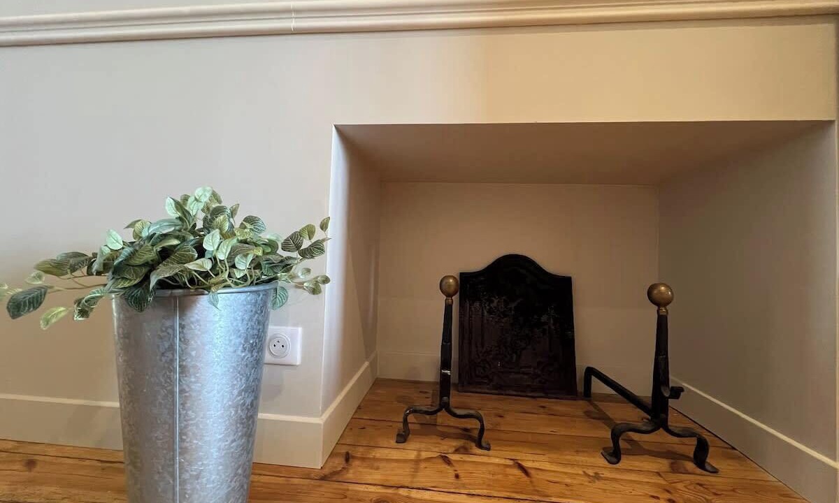 Photo of Others in Martel