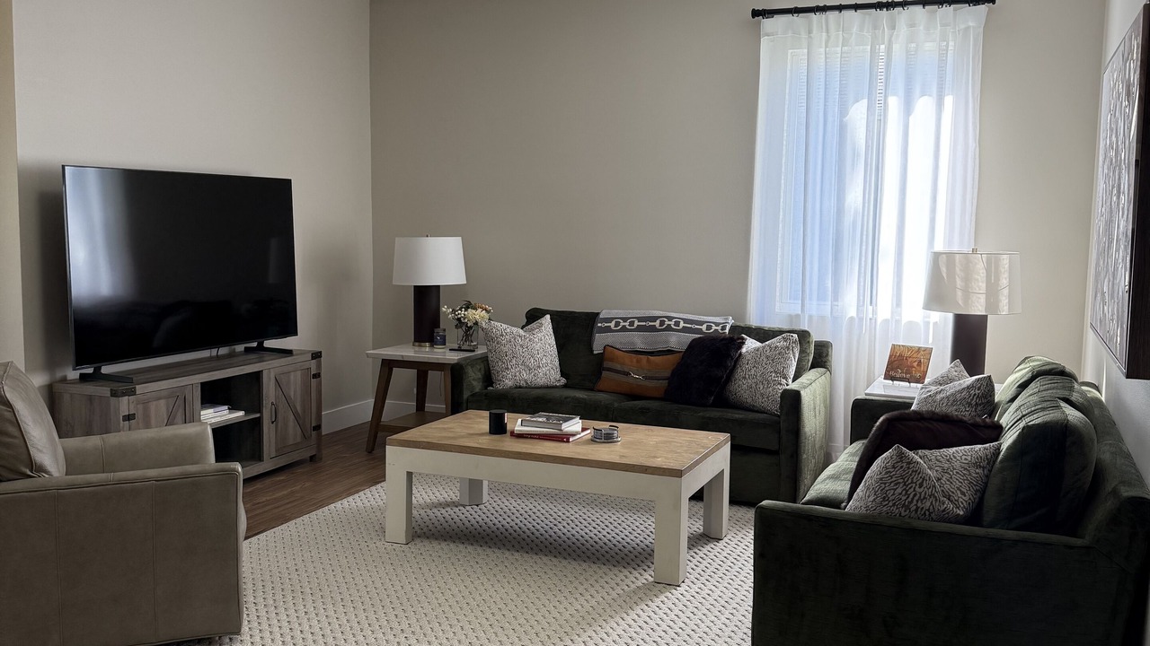 Photo of Livingroom in Fellowship