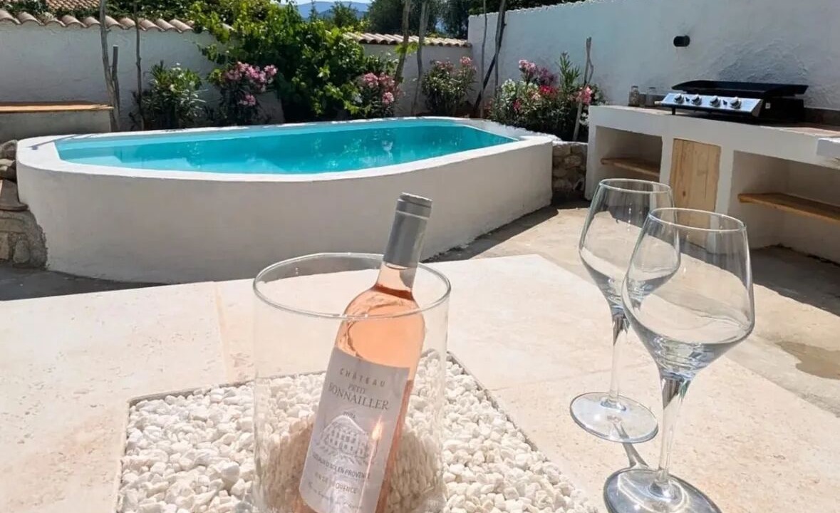 Photo of Patio Balcony in Aubignosc