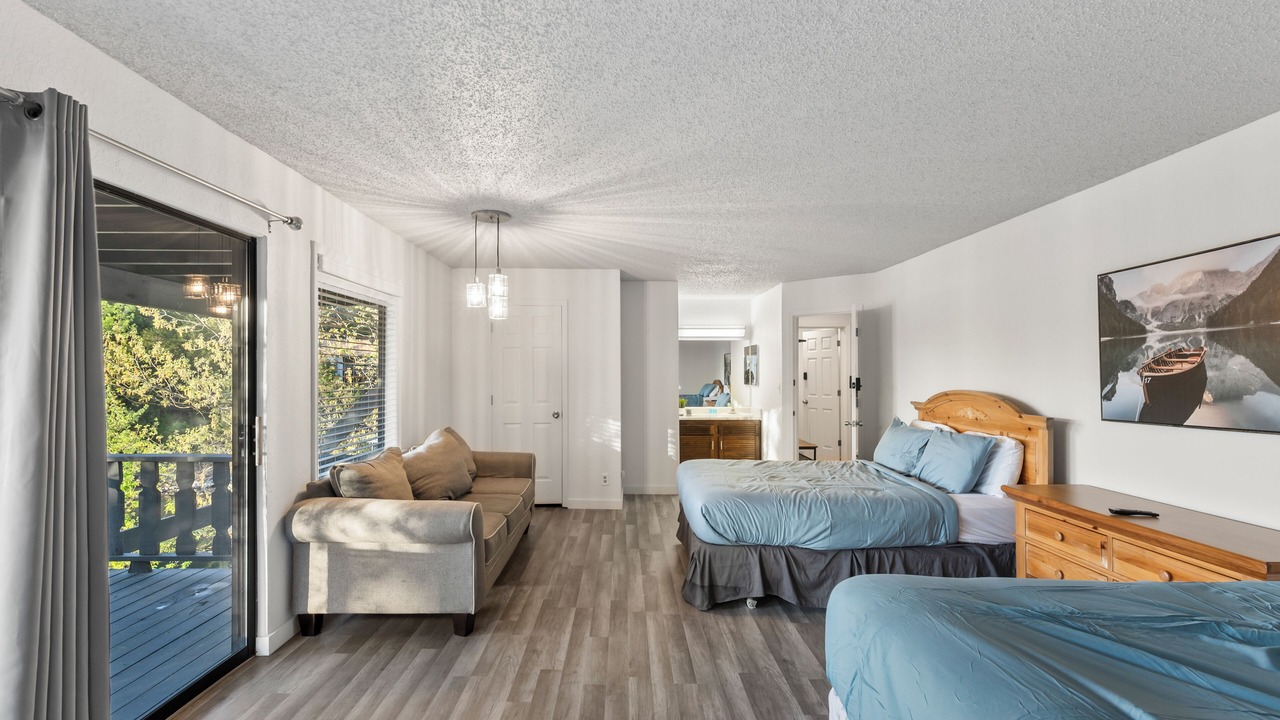 Photo of Bedroom in Osage Beach