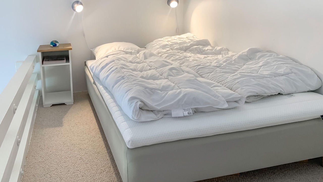 Photo of Others in Knebel