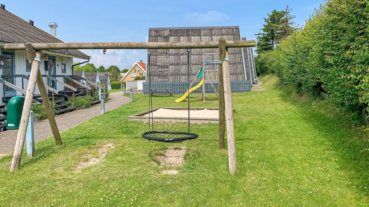 Photo of Others in Knebel