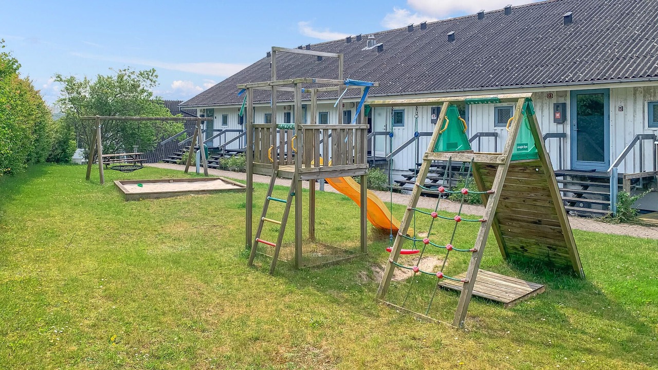 Photo of Others in Knebel