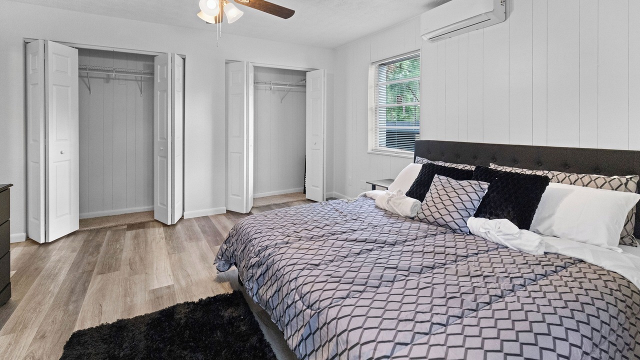 Photo of Bedroom in Northside