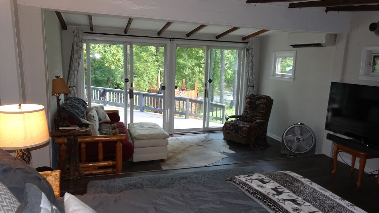 Photo of Others in Howard